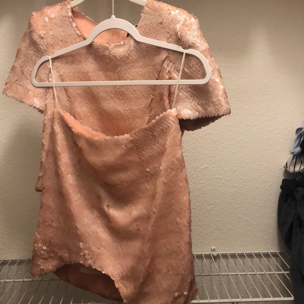 Stylish matching top and skirt combo